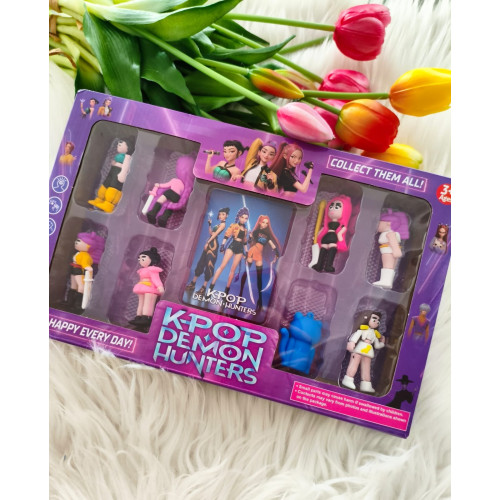 ZESTAW FIGUREK HUNTRIX 8 SZTUK